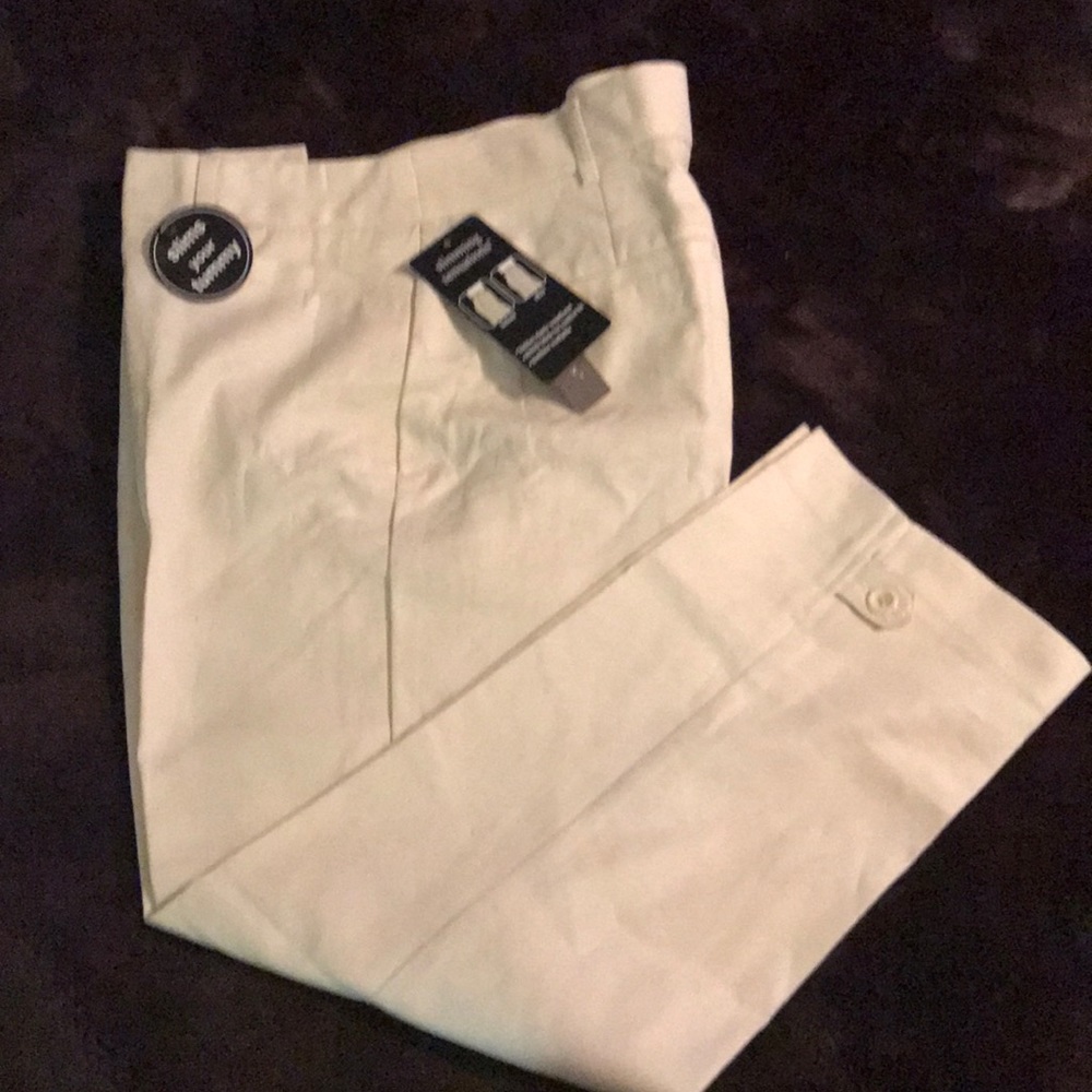 Off white Capris